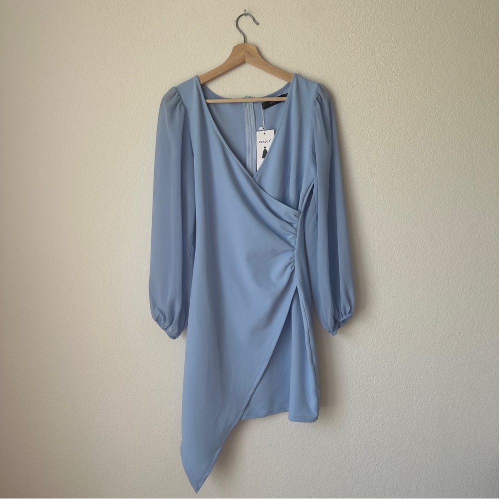 NWT Zesica Light Blue V Neck Long Sleeve Mini Dress